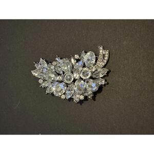 Vintage Rhinestone Floral Brooch